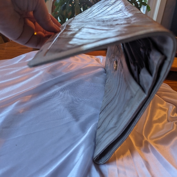 Purse - Picture 5 of 5